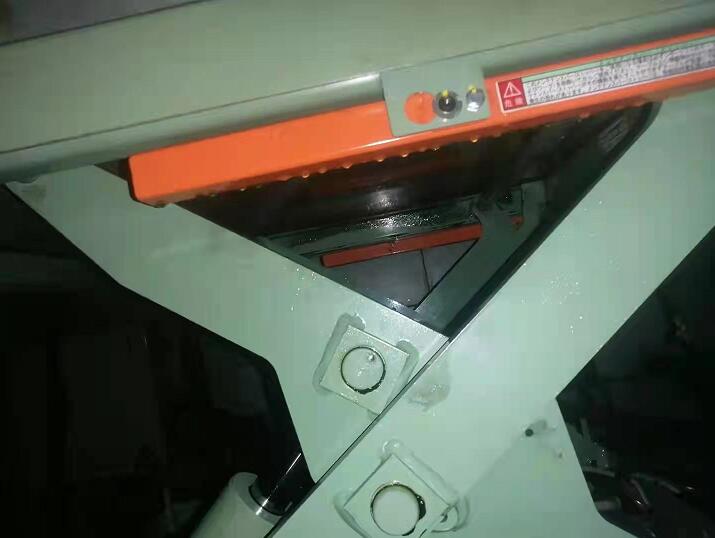 日本MEIKIKOU液壓式升降機型（xíng）號H1-2004A-08-...