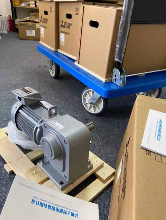 三菱減速馬達型號GM-SHYPFB-RR-0.75KW/38...