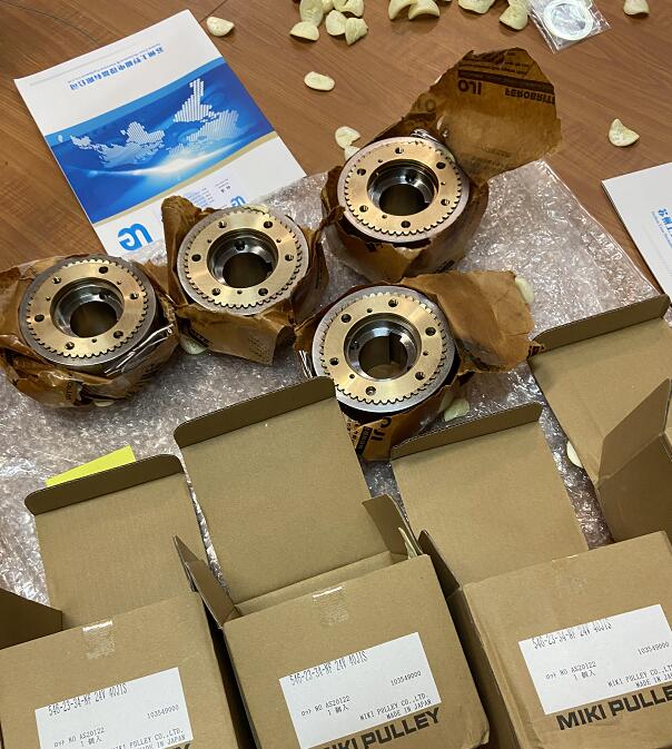 停（tíng）留位置任意的三木電磁離合器型號546-23-34-NF-2...