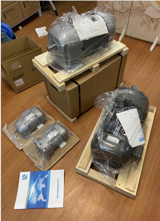 洗滌（dí）機械燙平機（jī）可用的三菱減速機型號GM-DP-2.2KW-1...