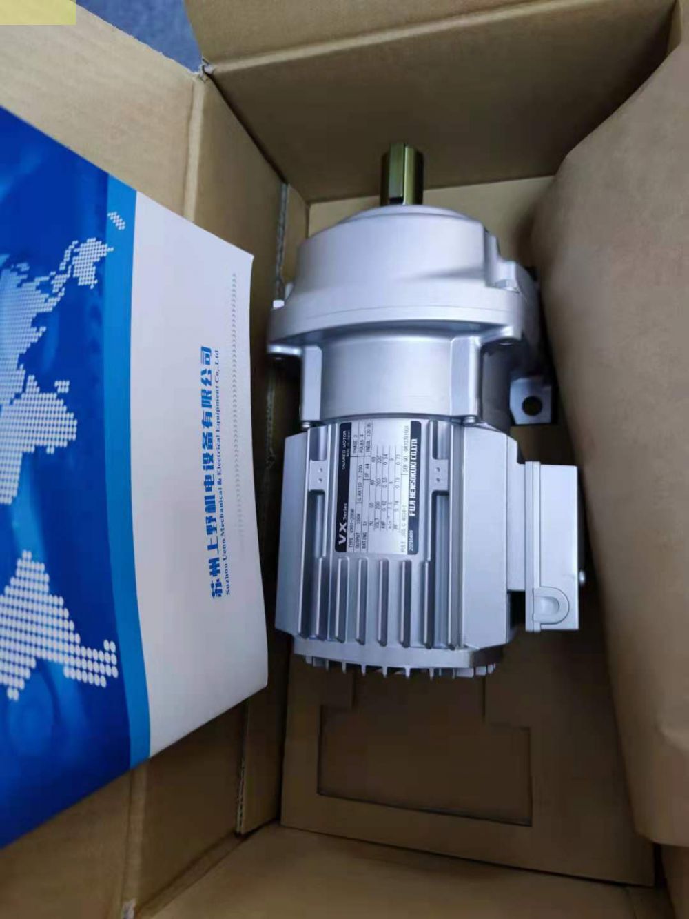法蘭安裝（zhuāng） 日本fuji富士變速電機型號VX01-040MF