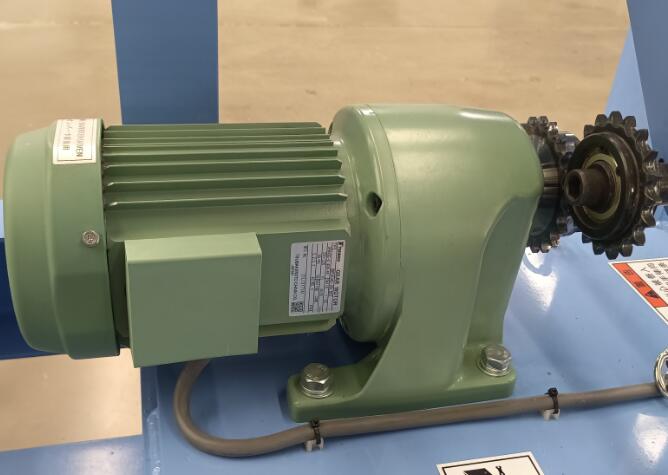 椿本減速機型號（hào）：GMTA040-28L50Z-0.4KW-4...